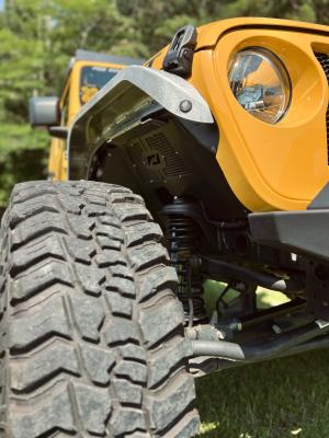 Aluminum Front Highline Fenders for Jeep JL/JLU/JT Motobilt