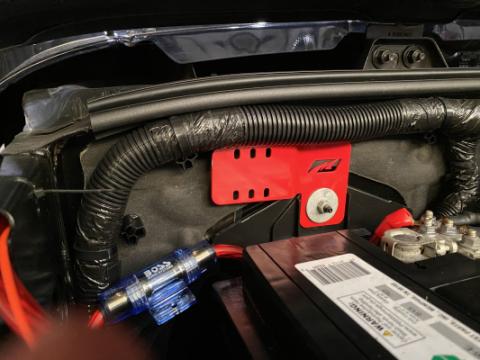 Jeep JK Amplifier Fuse Mount for 07-18 Wrangler JK/JKU Motobilt