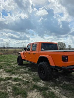 Jeep Gladiator 1.5 Inch Triple Rate Rear Coil Springs 2020+ JT Clayton Off Road
