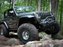 Jeep JL/Gladiator Front Bumper W/Bull Bar Crusher 2018-Present Wrangler JL/Gladiator Motobilt